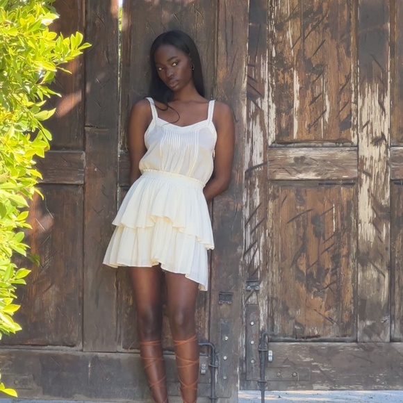 BNWOT⎜Aritzia Little Moon⎜MONTE SKIRT⎜LIGHT BIRCH - Picture 1 of 16